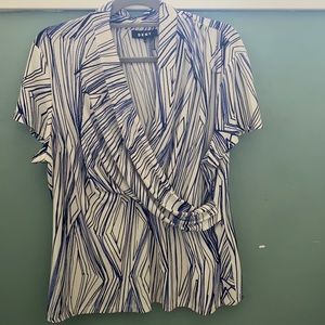 DKNY blouse xxl